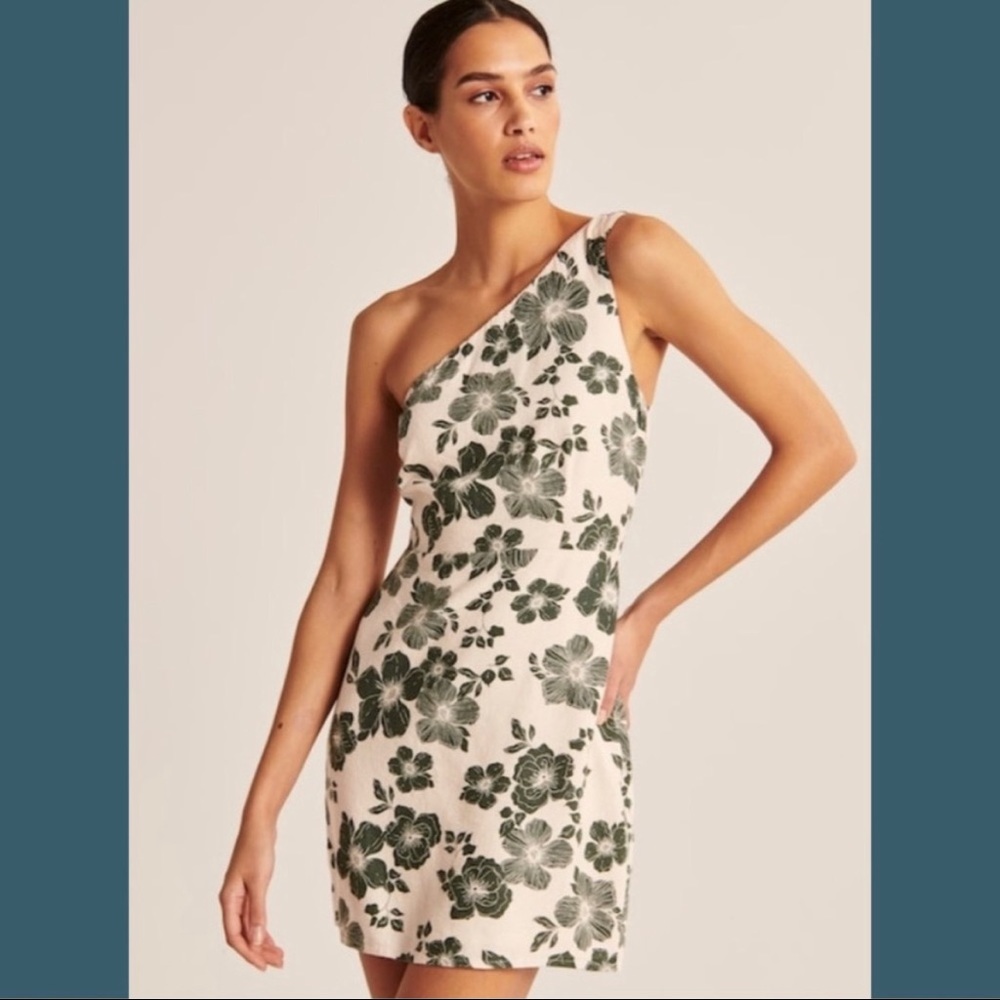 NWT Abercrombie super cute woman’s one shoulder linen floral dress